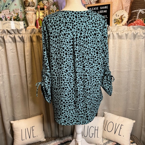 I.N. Studio Green 3/4 Sleeve Tie Front Blouse - Picture 6 of 9